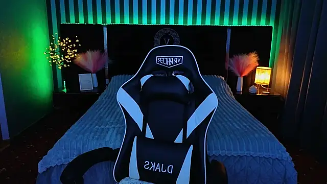 Chat +18 de Daloras_lin ao vivo