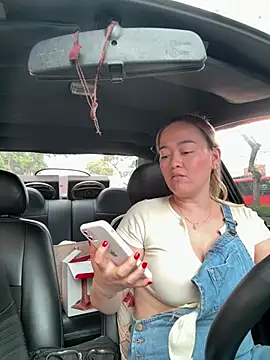 DanielavegaxのライブXXXチャット