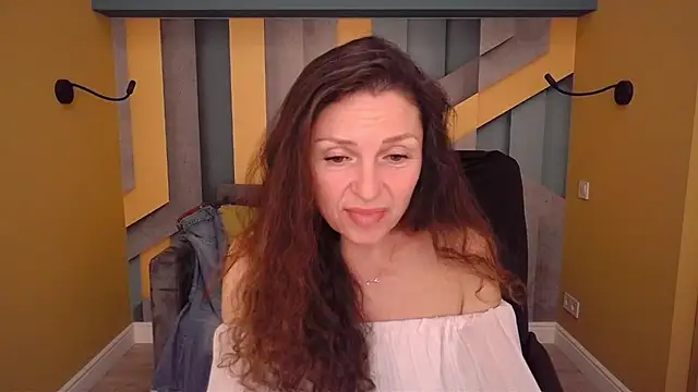 EllaLong live XXX chat