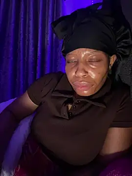 RainBougie élő XXX-chatje