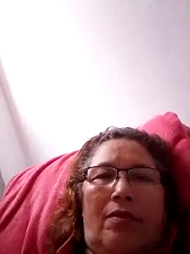 Chat +18 de Cessi50 ao vivo