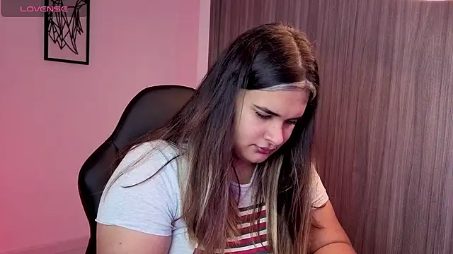 Bonnie__Bennett Pertunjukan Webcam