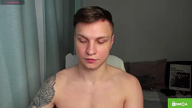 handsome_guy01 Adlı Modelin Canlı XXX Sohbeti