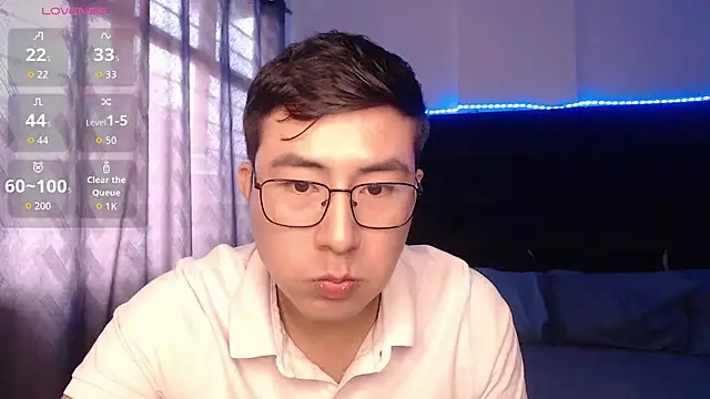 andrewmhilton_ Show Webcam