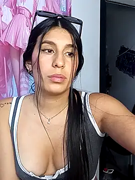 charlottte_wh – Live XXX-chat