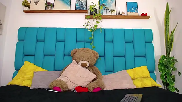 Isak_Buddies Webcamshow