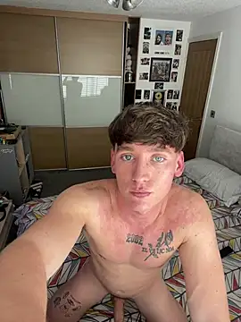 naughtyboy0124n Webbikameraesitys