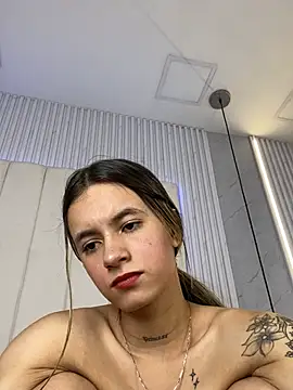 Онлайн чат XXX JuliaColemann