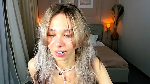 Živý XXX chat LuluAlis