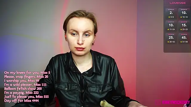 KinkyMissCherry élő XXX-chatje