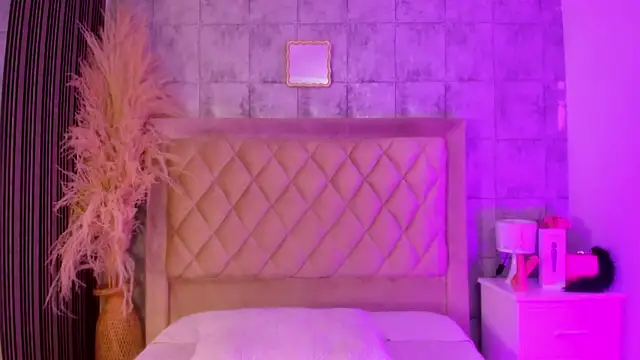 CleoFoxx_ Show in webcam
