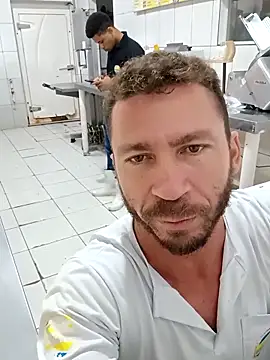 RobertoLuiz84: διαδικτυακό σόου στην κάμερα