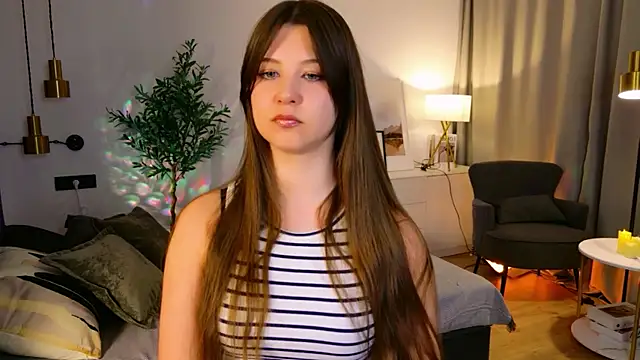 ElizaMild's Live XXX Chat