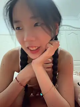 TinyBabe: απευθείας συνομιλία ΧΧΧ
