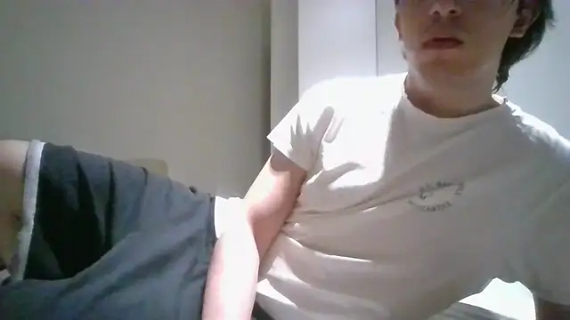 lilemo23's Webcam Show