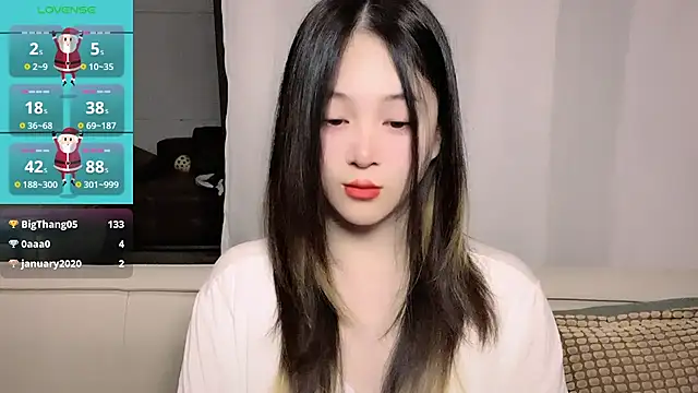 woaiqinqin Chat XXX in diretta