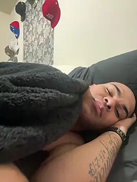 marhi32's Webcam Show