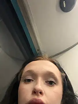 Flora_Ray 现场XXX聊天