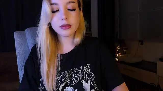 ariashaa's Live XXX Chat