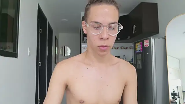 grey___27 Chat XXX live