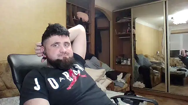 StasConnor Adlı Modelin Canlı XXX Sohbeti