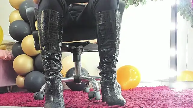 DestinyHills 라이브 XXX 채팅