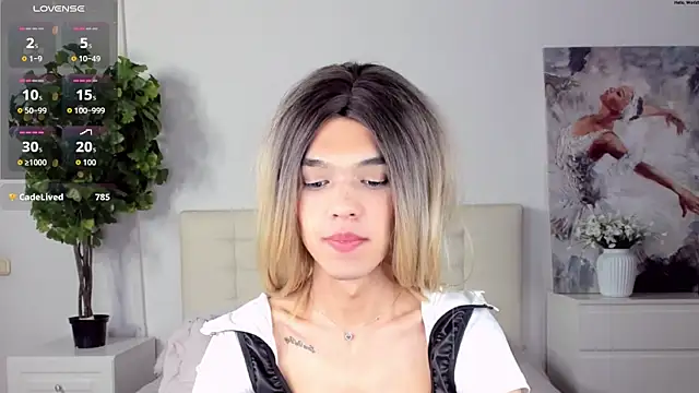 MadonnaRossi 在線直播表演