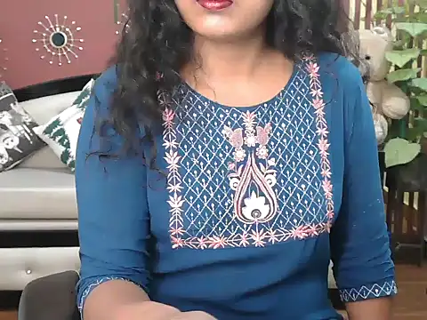 Онлайн чат XXX shaalu_sharma