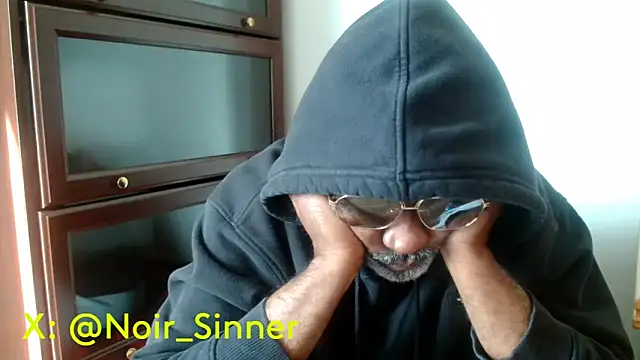 sinnernoir's Live XXX Chat