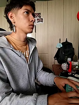 دردشة heyy_noah11 الجنسية المباشرة