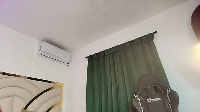 Milo_Storm Live XXX Chat