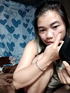 lovely-742's Live XXX Chat