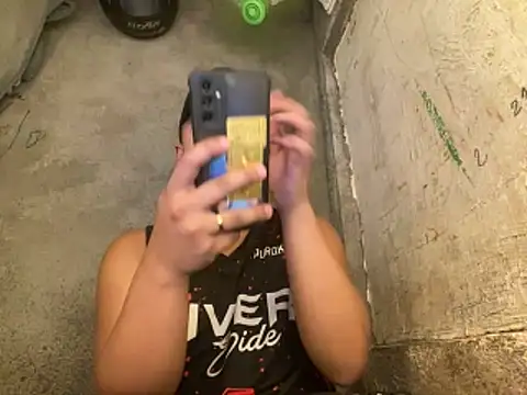 urasianrey Show in webcam
