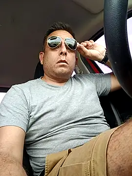 Show modela chicoguapo8 na web-kameri
