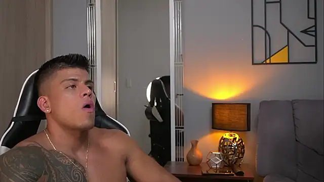 tyler_muscle1 在線直播表演