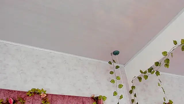 AnyaJay Adlı Modelin Canlı XXX Sohbeti