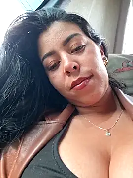 Luianna 即時 XXX 聊天