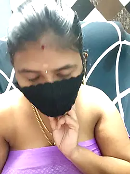 Tamil_Lotus' Live XXX Chat
