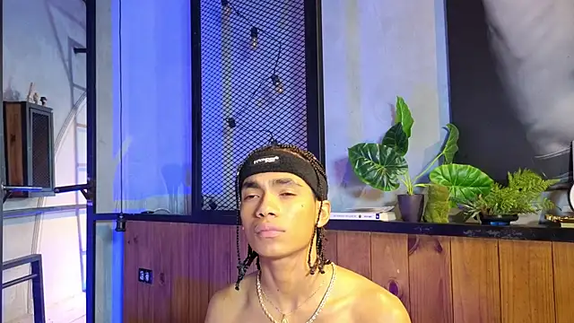 AlanCutee 即時 XXX 聊天