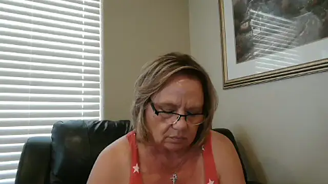 BustyAnnie's Webcam Show