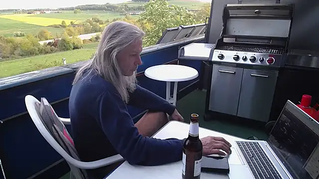 Old_man_1964n Webbikameraesitys