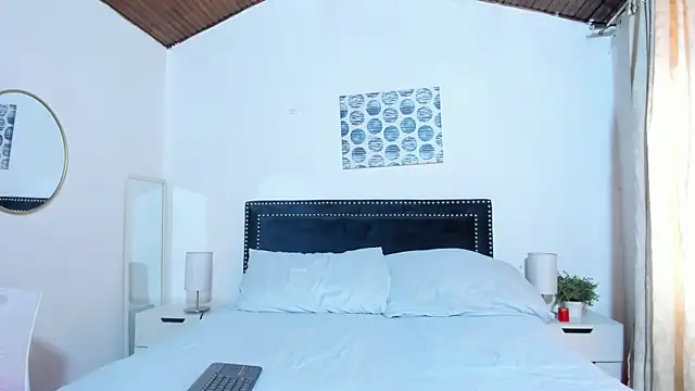 Živý XXX chat ZulyMichels