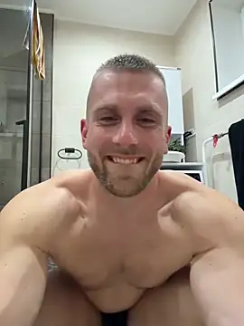 trainwithme élő XXX-chatje