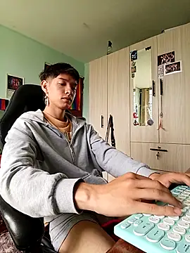 heyy_noah11 – webcam-show