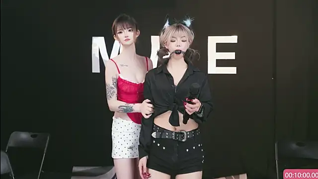 MHe-002 Adlı Modelin Canlı XXX Sohbeti