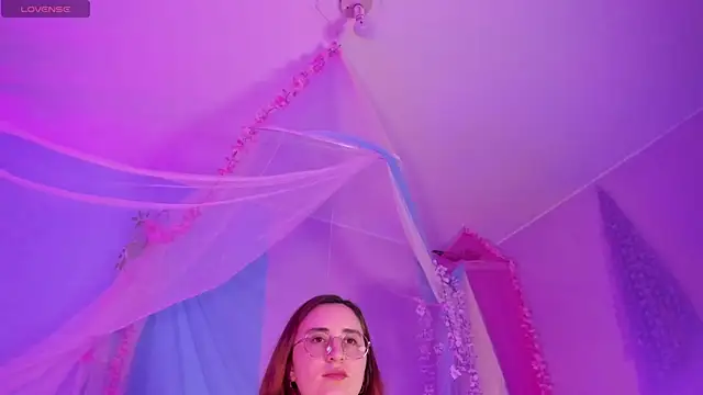 daddysgi1rl 라이브 XXX 채팅