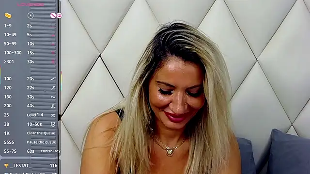GinaBear Webcam show