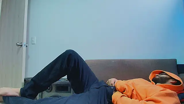 thomas_gun Adlı Modelin Canlı XXX Sohbeti