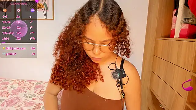 دردشة Bloom_Noor الجنسية المباشرة