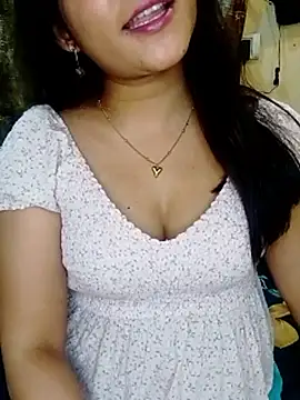 Saumyy লাইভ XXX চ্যাট